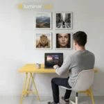 Persona editando fotos con Luminar Neo en su ordenador