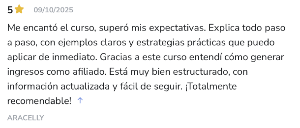 Opinión de Aracelly en Hotmart, 5 estrellas: valora los ejemplos claros y la buena estructura del curso Rebeldes Digitales.
